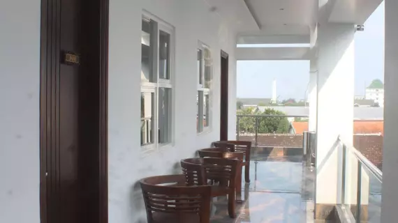 Tlogomas Guest House | Doğu Cava - Malang