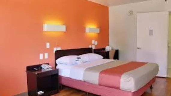 Motel 6 San Luis Obispo South | Kaliforniya - San Luis Obispo (ve civarı) - San Luis Obispo