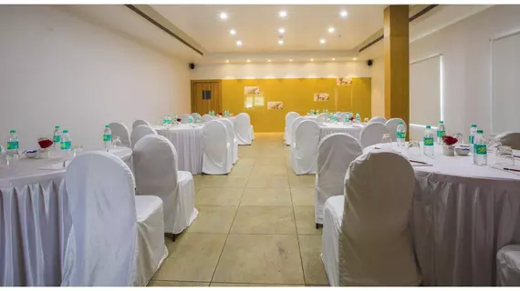 Tulip Inn Bangalore | Karnataka - Bengaluru (ve civarı) - Bengaluru - Sheshadripuram