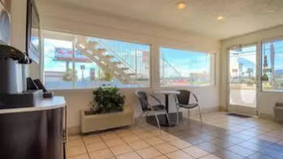 Motel 6 Las Vegas - Boulder Highway | Nevada - Clark County - Las Vegas (ve civarı) - Las Vegas - Sunrise Manor