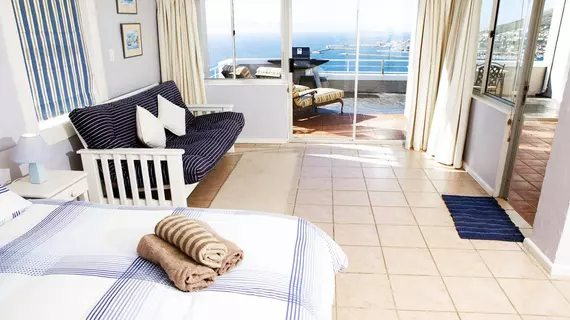 Simonstown Penthouse | Western Cape (il) - West Coast DC - Drakenstein - Cape Town (ve civarı) - Cape Town - Simon's Town