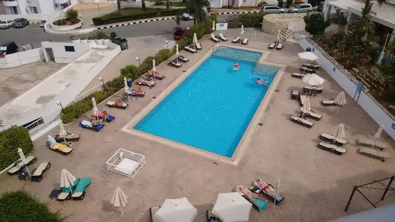 Trizas Hotel Apartments | Larnaka Bölgesi - Protaras