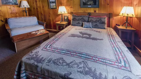 Izaak Walton Inn | Montana - Essex