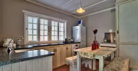 Newlands Cottages | Western Cape (il) - West Coast DC - Drakenstein - Cape Town (ve civarı) - Cape Town - Newlands