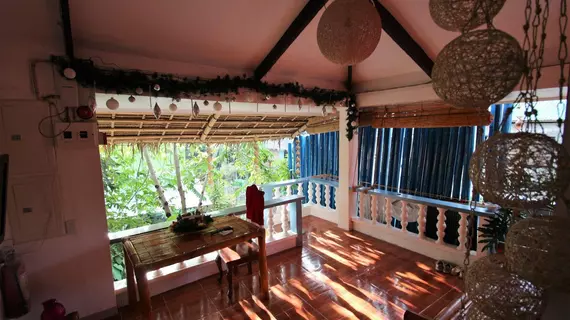 Blue Bamboo Hotel | Aklan - Malay