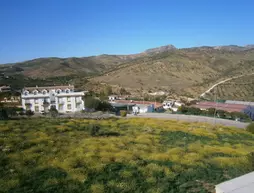 Hostal Vista a la Sierra | Andalucia - Malaga İli - Valle de Abdalagis