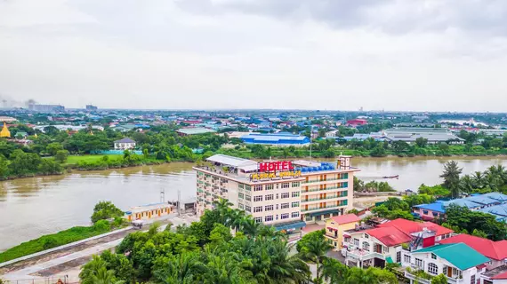 The Floral Breeze Yangon | Yangon