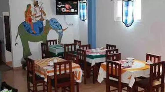 Blue Elephant Tourist Guesthouse | Gampaha Bölgesi - Negombo - Ettukala