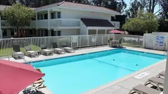 Motel 6 San Luis Obispo South | Kaliforniya - San Luis Obispo (ve civarı) - San Luis Obispo