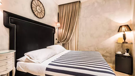 Mdm Luxury Rooms Guesthouse | Lazio - Roma (ve civarı) - Roma Kent Merkezi - Prati