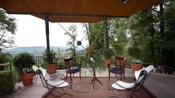 Hotel Villa Beccaris | Piedmont - Cuneo (il) - Monforte d'Alba