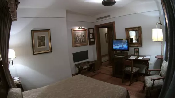 Parador Hostal Dos Reis Catolicos | Galicia - La Coruna (vilayet) - Santiago de Compostela - Santiago de Compostela Kent Merkezi