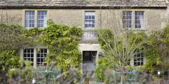 Marco Pierre White's Pear Tree Inn