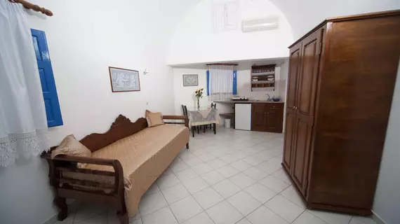 Georgis Apartments | Ege Adaları - Santorini