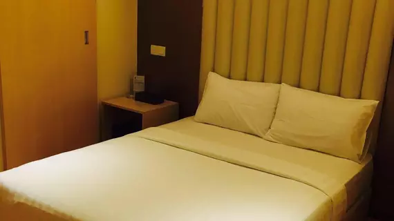 Ease Hotel | Sabah - Kota Kinabalu (ve civarı) - Kota Kinabalu - Pusat Bandar - Kota Kinabalu Kent Merkezi