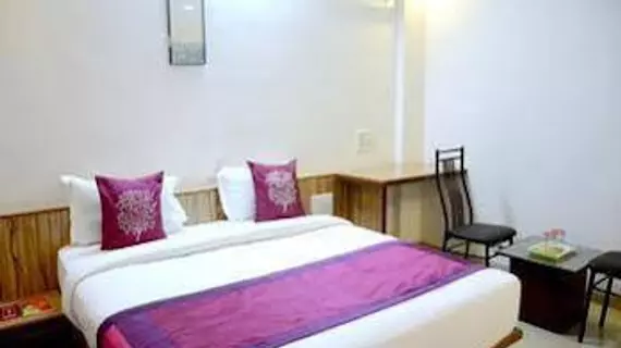 OYO Rooms Sambhaji Nagar Thermax Pimpri | Maharaştra - Pune Bölgesi - Pune