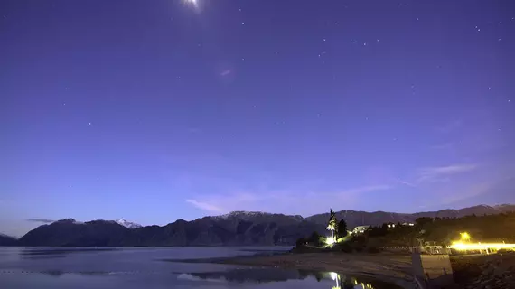 Lake Hawea Hotel | Otago - Hawea Gölü