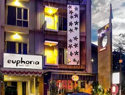 Euphoria Hotel | Bali - Kuta - Legian Kent Merkezi