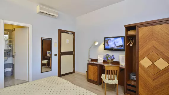 Hotel Cacciani | Lazio - Roma (ve civarı) - Frascati