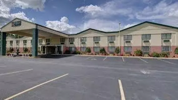 BAYMONT INN & SUITES GETTYSBURG | Pensilvanya - Gettysburg (ve civarı) - Gettysburg