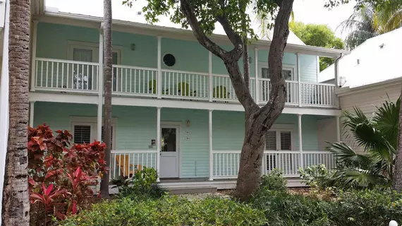 Truman Annex Condominiums | Florida - Key West