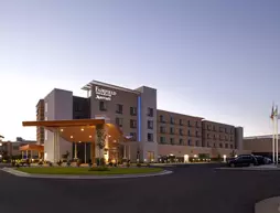 Fairfield Inn and Suites Wheeling Triadelphia at The Highlands | Batı Virginia - Wheeling (ve civarı) - Triadelphia