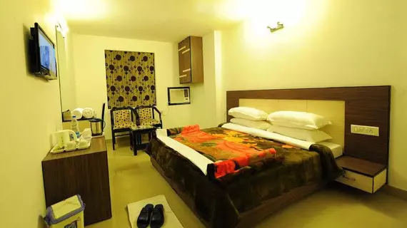 Hotel HKJ Residency | Pencap - Amritsar