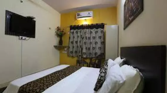 OYO Rooms Sanganva Chowk Trikon Baugh | Gujarat - Rajkot