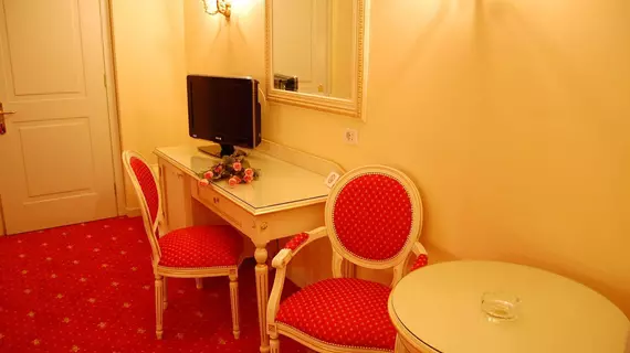 Hotel Motel Gold | Lombardy - Bergamo - Bergamo (ve civarı) - Calcinate