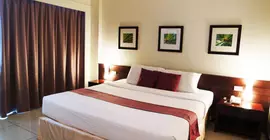 Grand Hotel | Chonburi (vilayet) - Pattaya (ve civarı) - Pattaya - Pattaya Körfezi