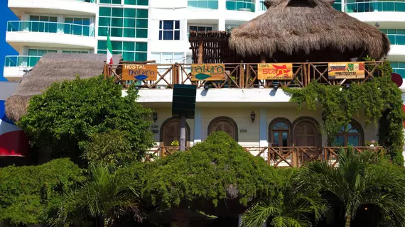 Hostel Natura | Quintana Roo - Benito Juárez - Cancun (ve civarı) - Oteller Bölgesi - Avenida Kukulkan