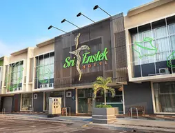 Sri Enstek Hotel | Negeri Sembilan - Labu