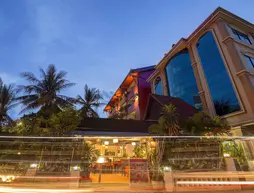 Sok San Street Boutique | Siem Reap (ili) - Siem Reap - Sok San Yolu