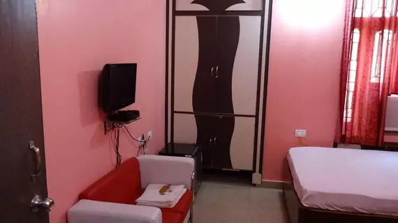 Hotel Viraat Inn | Bihar - Gaya (ve civarı) - Gaya