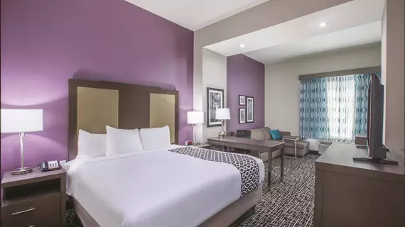 La Quinta Inn and Suites Lake Charles Westlake | Louisiana - Lake Charles (ve civarı) - Westlake