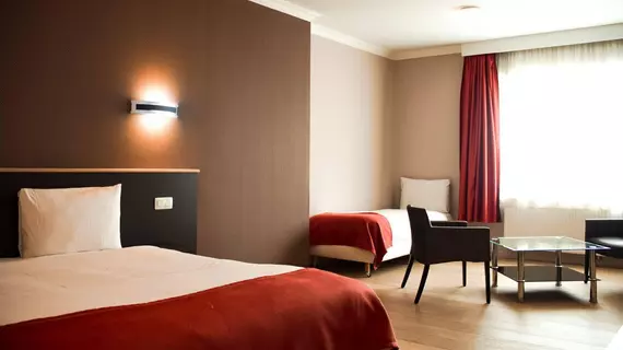 Hotel Taormina Brussels Airport | Brüksel (ve civarı) - Zaventem - Nossegem