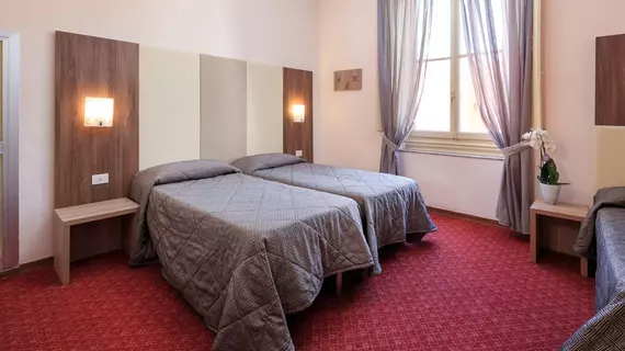 Hotel Arno Bellariva | Toskana - Floransa (il) - Floransa - Lungarno del Tempio - Santa Croce