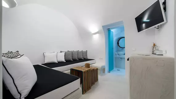 MODERNITY SUITES | Ege Adaları - Santorini