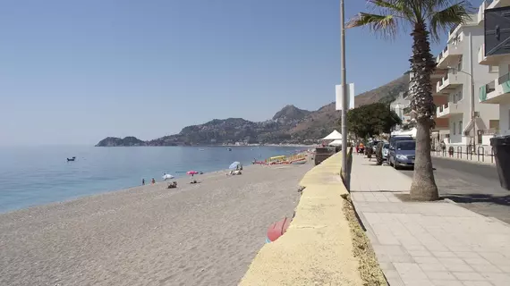 B&B Il Mare degli Dei | Sicilya - Messina (vilayet) - Taormina Sahili - Letojanni