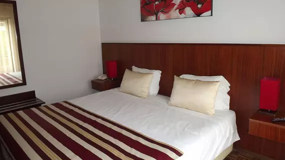 Hotel Louro | Centro - Leiria Bölgesi - Obidos