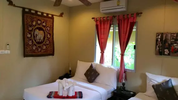 Lanta Castaway Beach Resort | Krabi İli - Ko Lanta