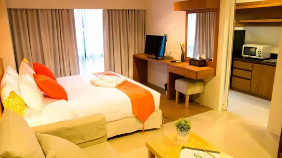 Crystal Jade Hotel and Service Apartment | Rayong İli - Rayong