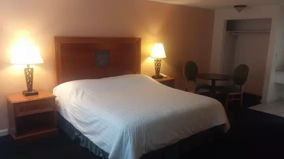 Grays Harbor Inn & Suites | Washington - Aberdeen (ve civarı) - Aberdeen