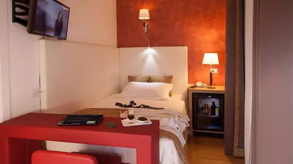 Floris Hotel | Lazio - Roma (ve civarı) - Roma Kent Merkezi - Rione XVIII Castro Pretorio