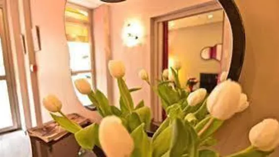 Hotel Select | Provence - Alpes - Cote d'Azur - Nice (ve civarı) - Beaulieu-sur-Mer