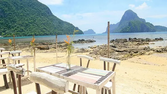 Makulay Lodge and Villas | Mimaropa - Palawan - El Nido - Barangay Buena Suerte