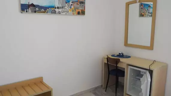 Carlos Pension | Ege Adaları - Santorini