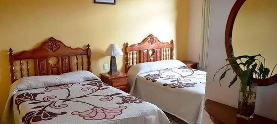 Hotel Posada Camelinas | Michoacan - Morelia (ve civarı) - Patzcuaro