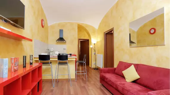 Lucky Holiday Apartments | Lazio - Roma (ve civarı) - Roma Kent Merkezi - Esquilino