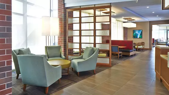 Hyatt Place Lansing/Eastwood Towne Center | Michigan - Lansing (ve civarı) - Lansing